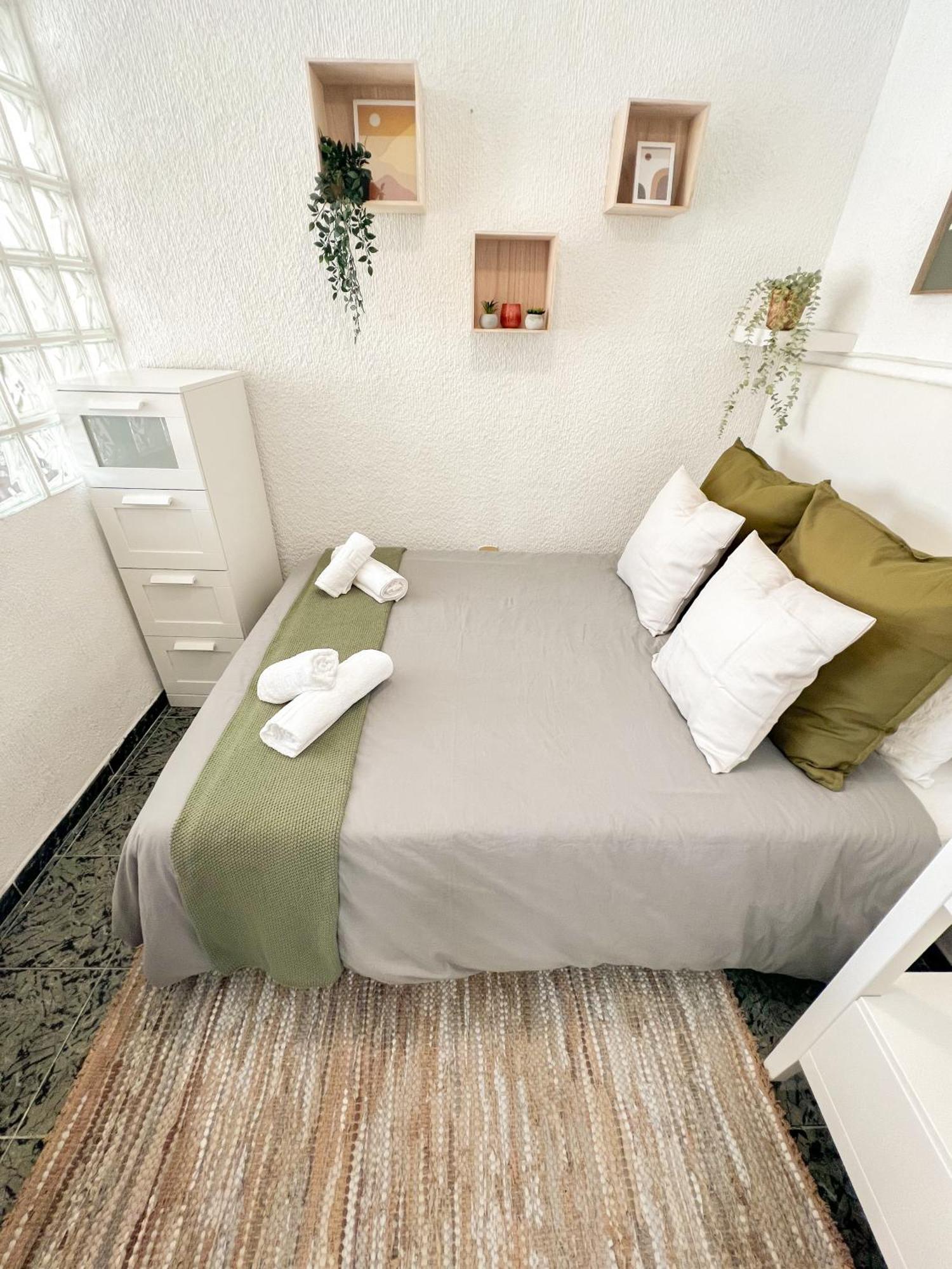 トレモリノスCozy And Bright Flat With Poolアパートメント エクステリア 写真